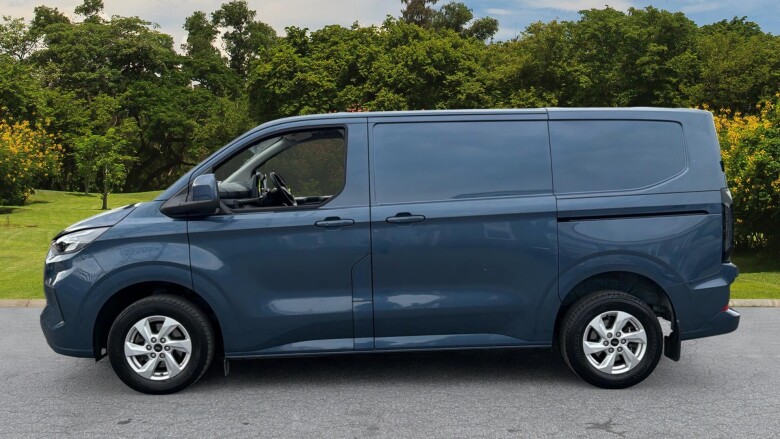 Ford Transit Custom 300 L1 Diesel Fwd 2.0 EcoBlue 136ps H1 Van Limited